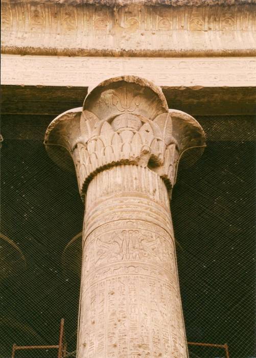 Fig. 3. Detail of column capital.