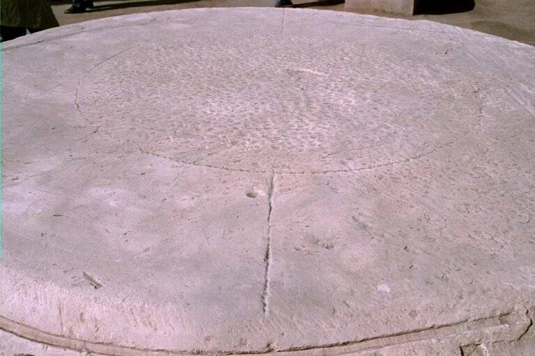 Fig. 1 Column base showing masons guide lines.